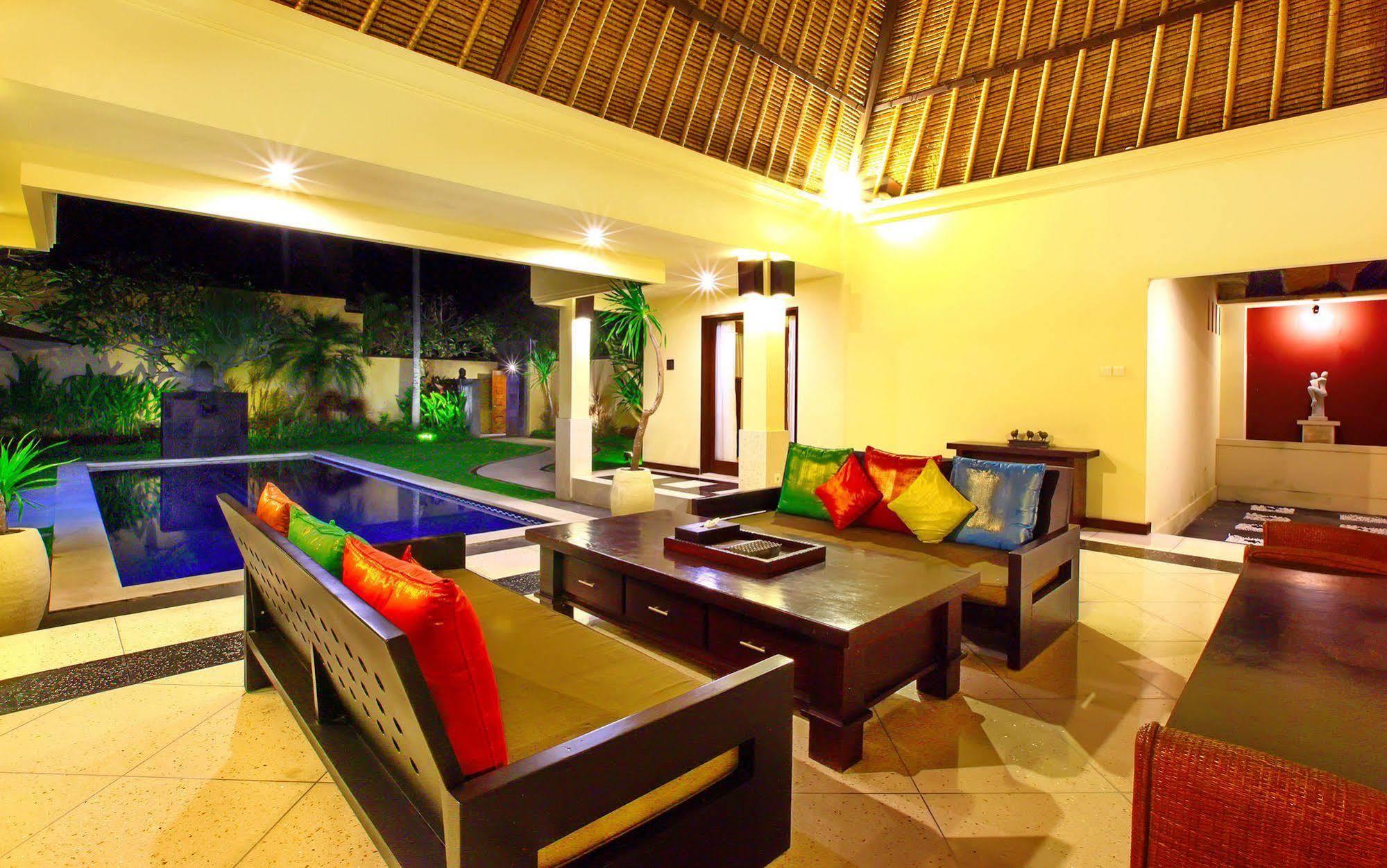 Mutiara Jimbaran Villas Kuta Selatan Exterior foto